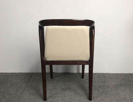 Chaise à manger de restaurant Cadre en bois en cendres solides fauteuils rembourrés en bois pour le luxe moderne