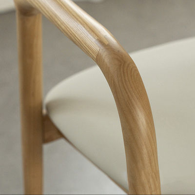 Ajoutez une touche d'élégance à votre salle à manger avec le design moderne de style nordique