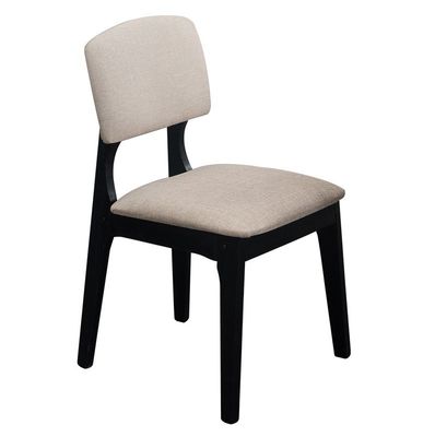 Meubles de salle à manger moderne Chaises en bois massif avec finition en nitrolacque Pour les meubles de restaurant