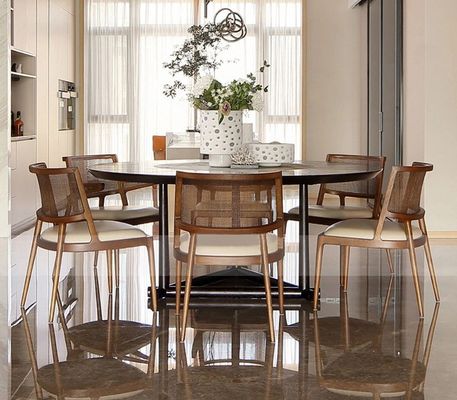 Meubles de salle à manger en bois pour hôtels de luxe Chaises de restaurant en rotin moderne