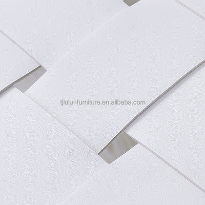 Meubles de salon Designs personnalisés Moderne Sofa de salon pliable en bois Chaise avec finition en nitrolacque