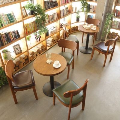 Hôtel Restaurant Armless Nordique Chaise de salle à manger en bois avec cadre en bois de caoutchouc