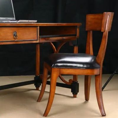 Taille personnalisée Chaise de restaurant Cadre en bois cuir souple coussin épais siège salle à manger Chaise pour meubles de maison