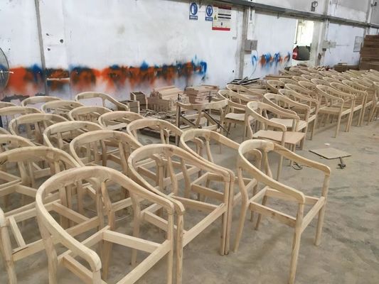 Chaise à manger en bois massif en style banquet classique pour mariage d'hôtel