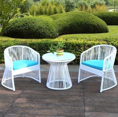 Chaise de salle à manger en métal de style italien Chaise de café en bois pour sièges extérieurs de luxe moderne
