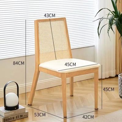 NC/PU Finition de peinture Chaise à manger rembourrée en bois pour le design nordique moderne et le style en bois massif