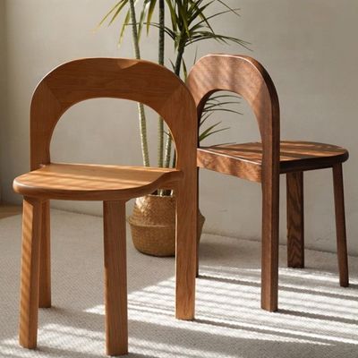 Chaise de salle à manger à jambe en bois noir massif avec dossier en forme de U et chaise élévatrice de style classique