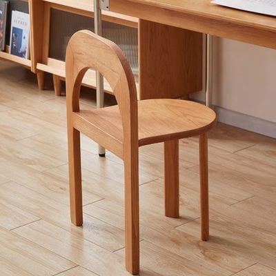 Chaise de salle à manger à jambe en bois noir massif avec dossier en forme de U et chaise élévatrice de style classique