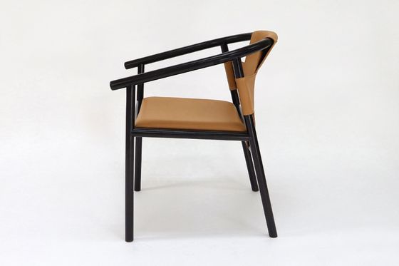 Style de design moderne Cadre en bois Monture marron Monture en cuir Meubles de salle à manger Lounge de loisirs Accent Chaises à bras