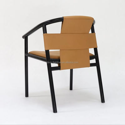 Chaise à manger spécifique cadre en bois massif salon de loisirs accents fauteuils à bras en cuir de selle brun