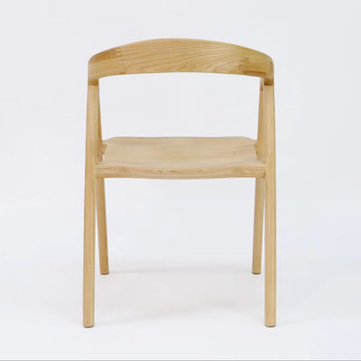 Chaise de salle à manger en bois massif avec finition nitrolacque et NUL design plié à raisonnable en bois de cendres