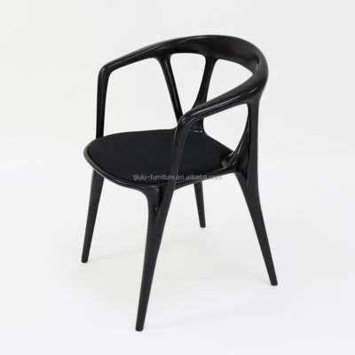 Chaise à manger en bois massif pour une solution de siège de restaurant moderne