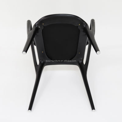 Chaise à manger en bois massif pour une solution de siège de restaurant moderne