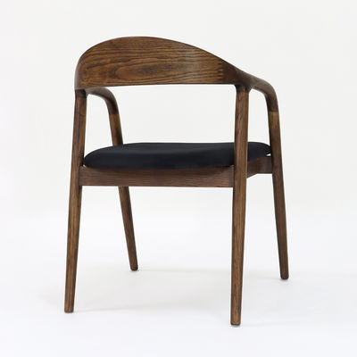 Accueil Meubles Généraux Chaise à manger en bois massif avec personnalisation en noyer/naturel/noir à prix raisonnable