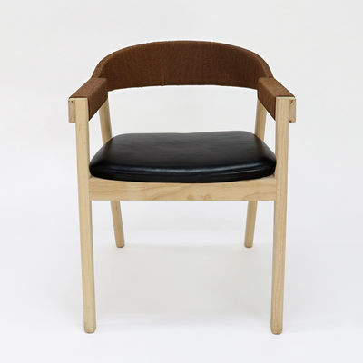 Facilities de loisirs Chaise à manger en bois massif pour restaurant Cordon tissé à la main Généralité Simplicité Meubles pour la maison