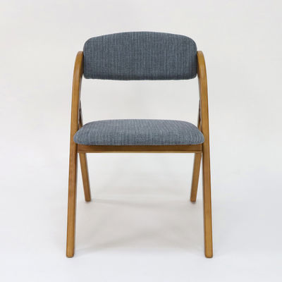 Chaise à manger en bois de style vintage personnalisée avec design pliable et couverture en tissu