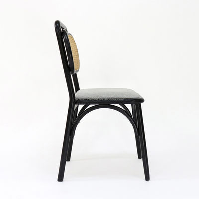 Conception personnalisée Chaise en rotin en bois pour manger W47*D51*H82.5CM en bois massif naturel