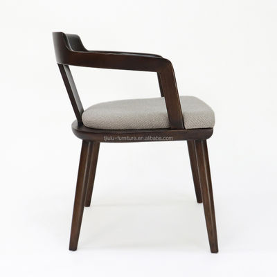 Chaise de salle à manger en bois de style classique Tapisserie en tissu sur mesure pour les meubles de restaurant