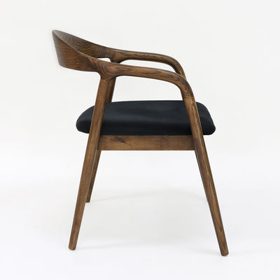 Chaises de salle à manger en bois massif personnalisées