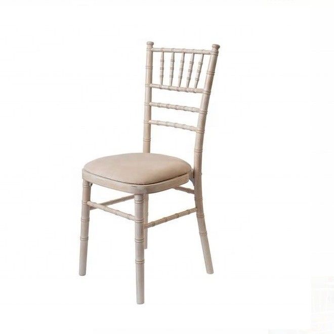Accueil Meubles d'ameublement d'emballage du courrier Blanc Laver Chiavari Chaises en bois Mariage Hôtel Banquet Chaise empilable avec coussin amovible