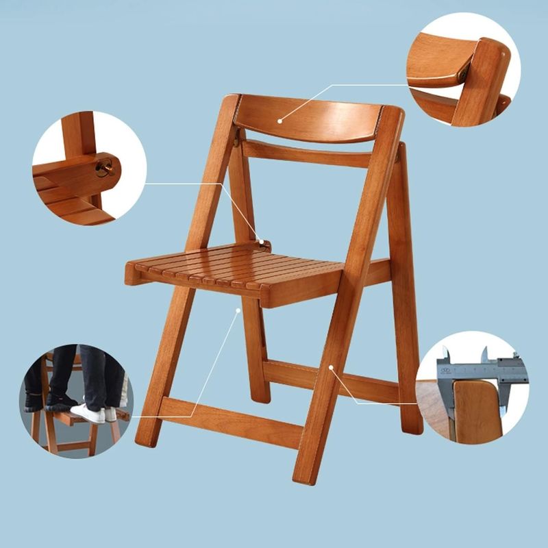 Chaise à manger pliable en bois massif de design nordique en couleur naturelle / personnalisée