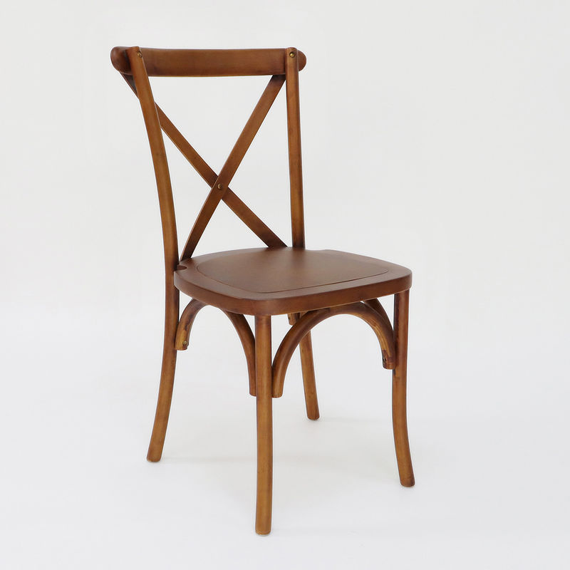 Appartement Modern Cross Back Siège en bois empilable en bois massif Banquet de mariage Chaise en bois pour meubles d'appartement