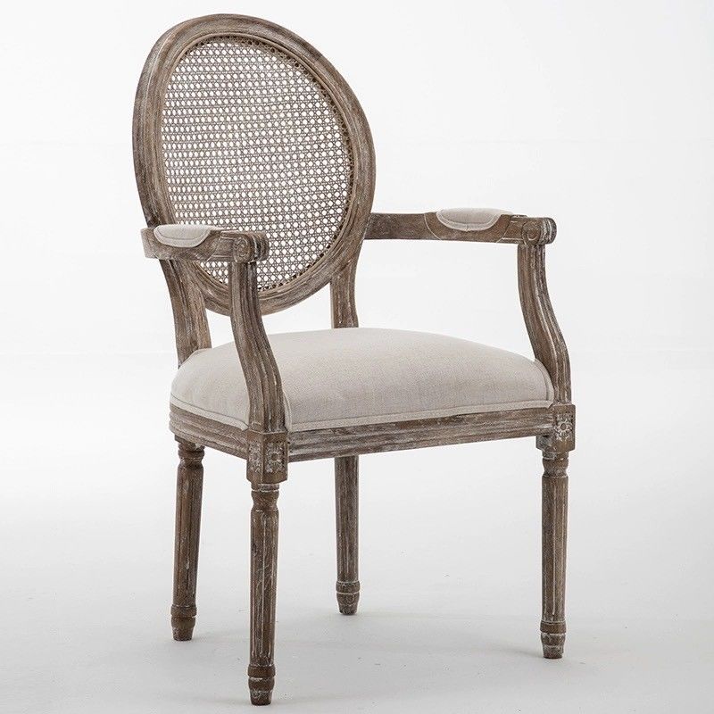 Style de design moderne Nitrolacquer Finition style vintage français Tissu de salle à manger en bois sur mesure Louis Armrest Chaise pour l'événement