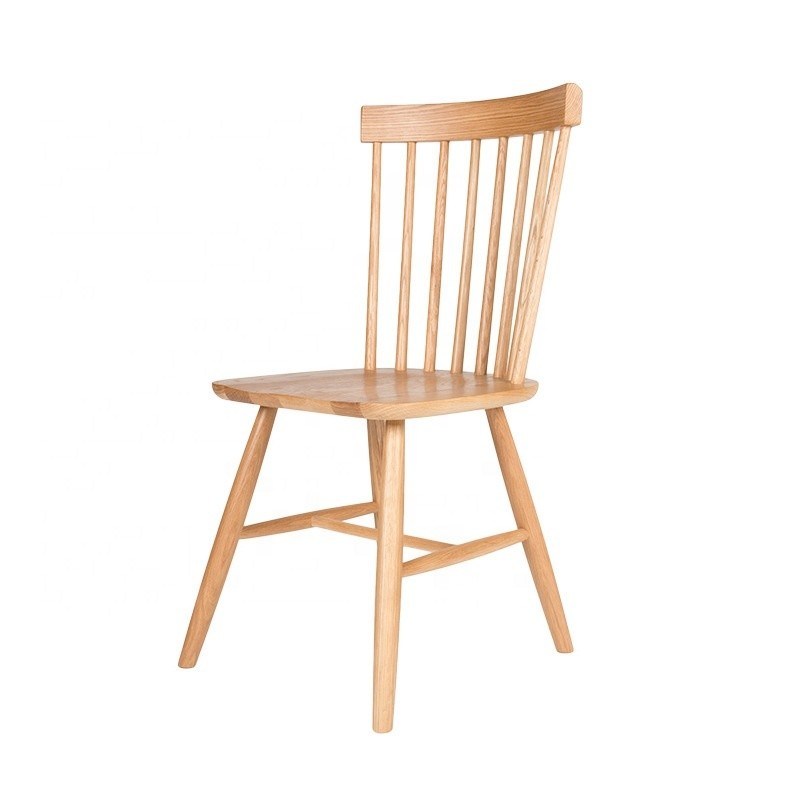 Chaise à manger en bois massif moderne et non pliée pour la décoration de la salle à manger