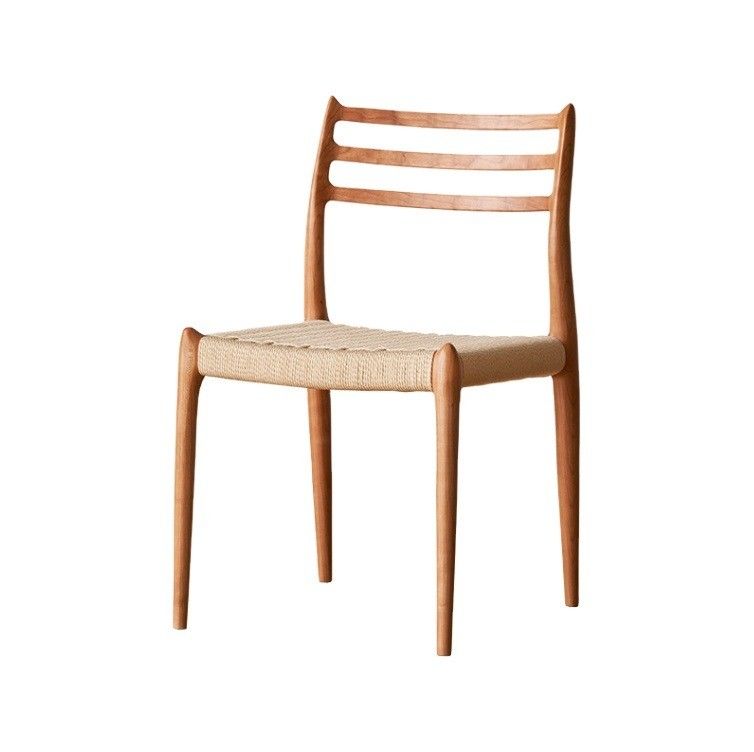 Chaise à manger en bois massif de design moderne avec câble en papier tissé et finition en nitrolacque dans votre budget