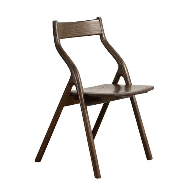 Chaise de restaurant en bois de luxe de style moderne avec des conceptions et des matériaux acceptables pour le client