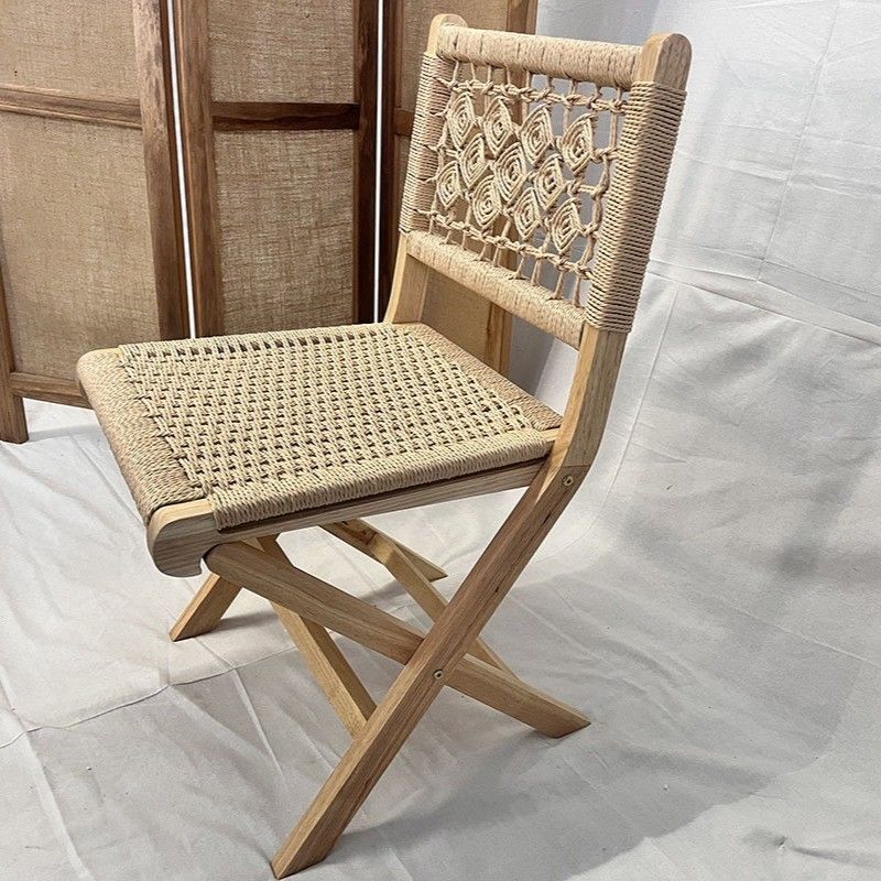 Chaise de salon nordique classique en corde tissée avec dessins personnalisés en bois massif
