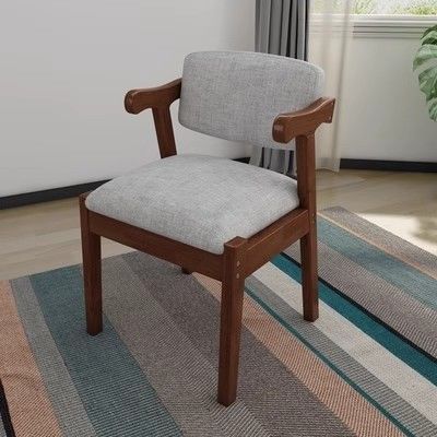 Chaises de restaurant en cuir PU en bois massif moderne pour salle à manger d'échantillon dans le mobilier général de la maison