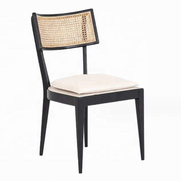 Design de meubles de restaurant moderne en rotin arrière chaise à manger en bois avec revêtement en tissu