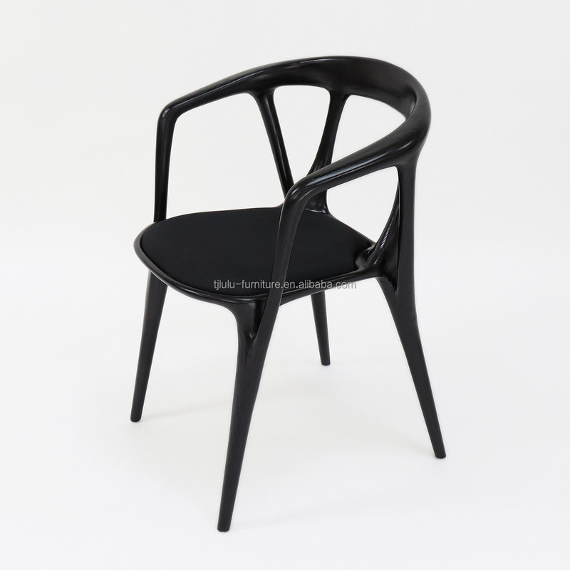 Chaise à manger en bois massif pour une solution de siège de restaurant moderne